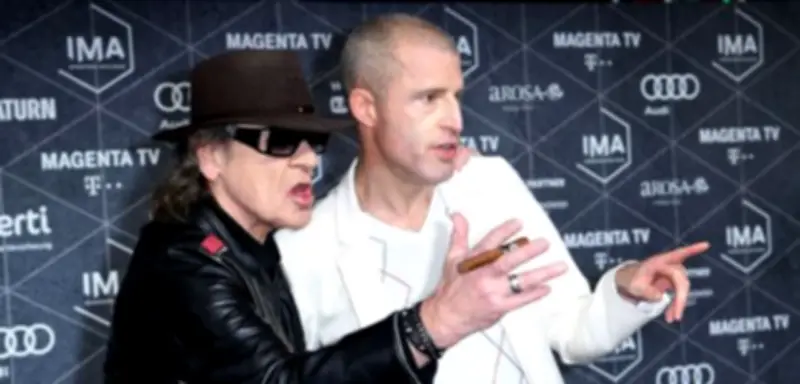 Stuckrad-Barre lässt Lindenberg-Spitznamen "Stuckiman" amtlich eintragen