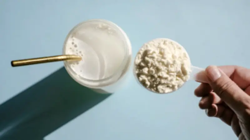 Studienanalyse: Kollagen übertrifft Whey und andere Proteinpräparate bei Kraftzuwachs