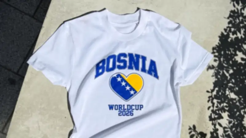 Stuttgart-Star Demirovic bringt eigene Fan-Shirts auf den Markt