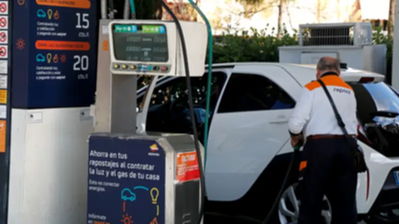 Tanken in Málaga: Spritpreise von 1,56 Euro pro Liter lösen Solidarität mit deutschen Autofahrern aus