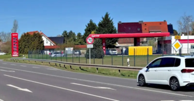 Tankpreis-Schock in Friedersdorf: 30-Cent-Sprung nach Ostern sorgt für Frust