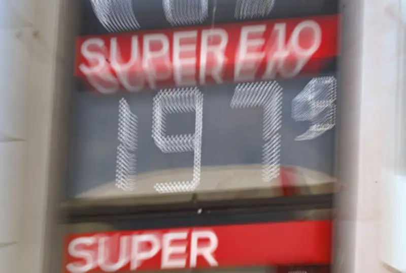 Tankrabatt ab Mai: Verzögerte Wirkung und mögliche Versorgungsengpässe drohen