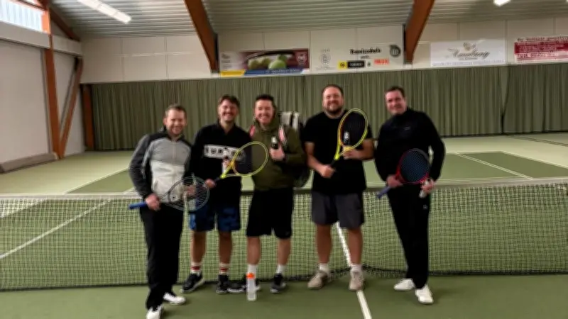 TC Krumbholz triumphiert: Drei Titel in erfolgreicher Wintersaison