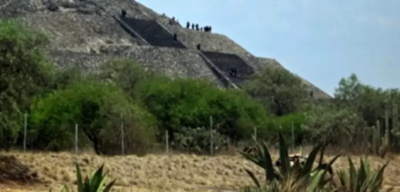 Tödlicher Angriff in Teotihuacán: Kanadische Touristin stirbt bei Schüssen an Pyramiden