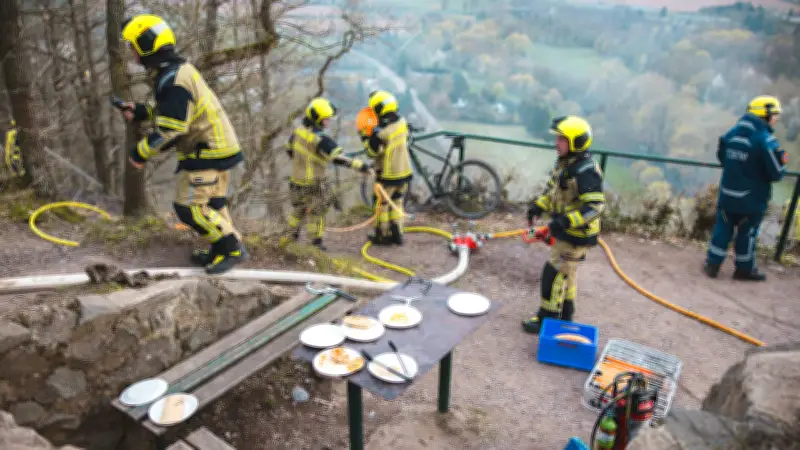 Thüringen: Jugendliche lösen durch unerlaubte Grillparty Waldbrandgefahr aus
