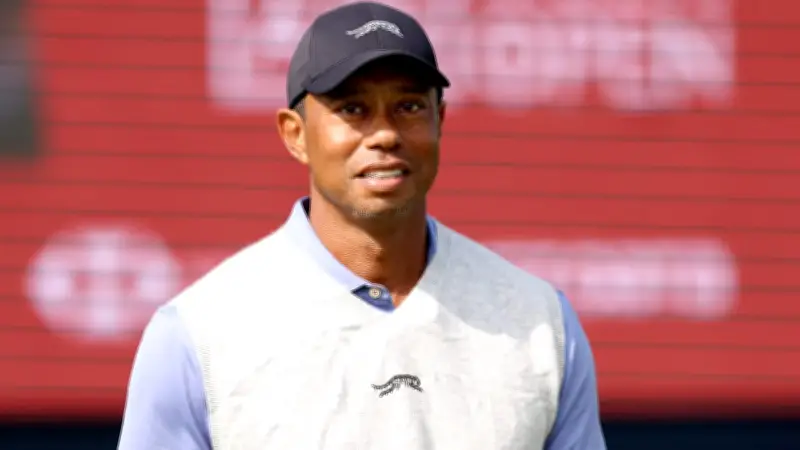 Tiger Woods offiziell angeklagt: Beamte fanden Pillen nach Autounfall