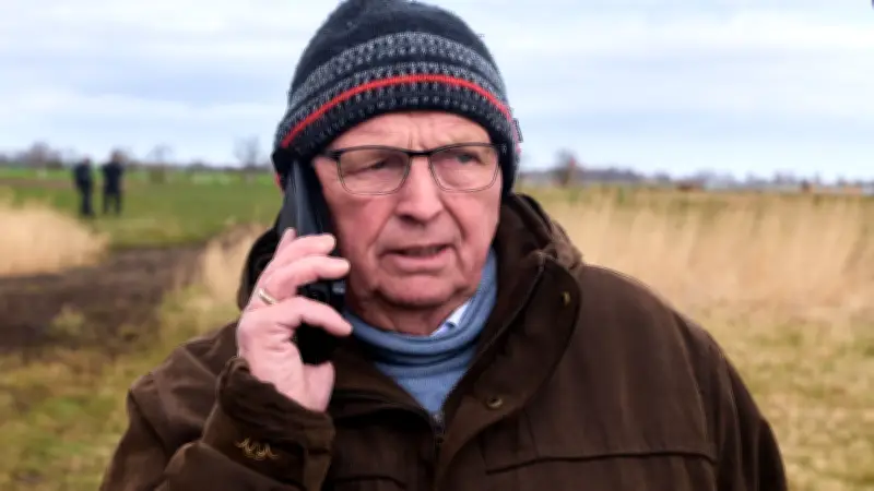 Till Backhaus: Wal-Drama und Karriere-Höhepunkte des MV-Umweltministers