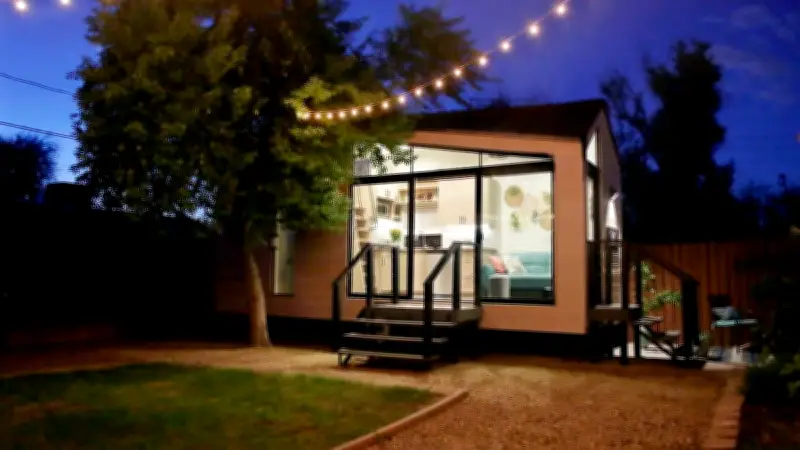 Tiny House im Garten: Was wirklich erlaubt ist und wie Sie vorgehen müssen