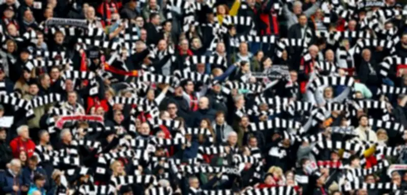 Tragödie im Bundesliga-Spiel: 87-jähriger Eintracht-Fan nach Herzstillstand verstorben