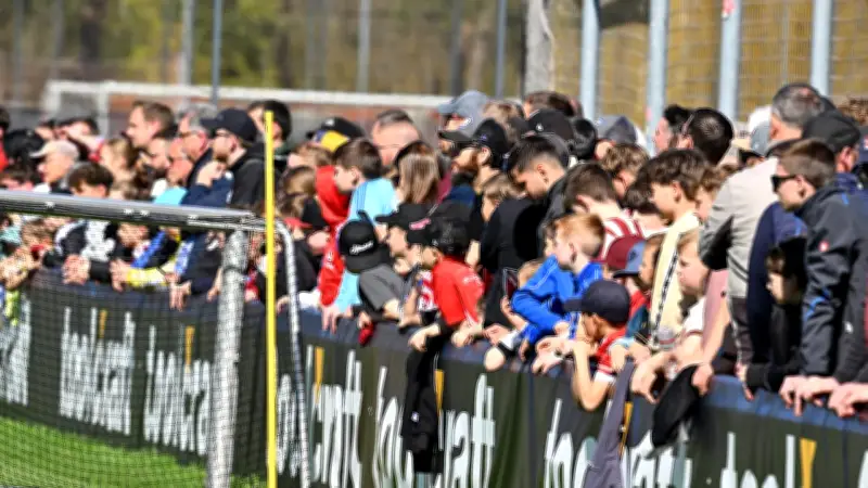 Trainingsauftakt-Feeling: Fast 1000 Fans stürmen Valznerweiher beim FCN-Training