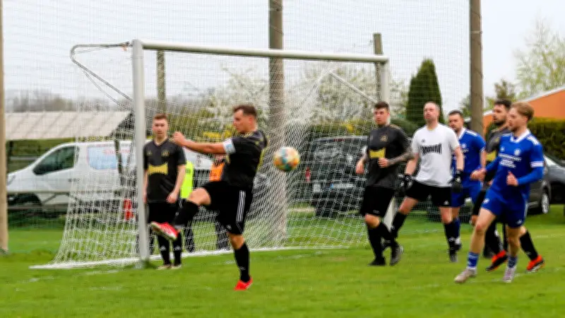 Traktor Pentz verliert gegen TuS Neukalen: Sechste Niederlage in Folge in der Landesklasse