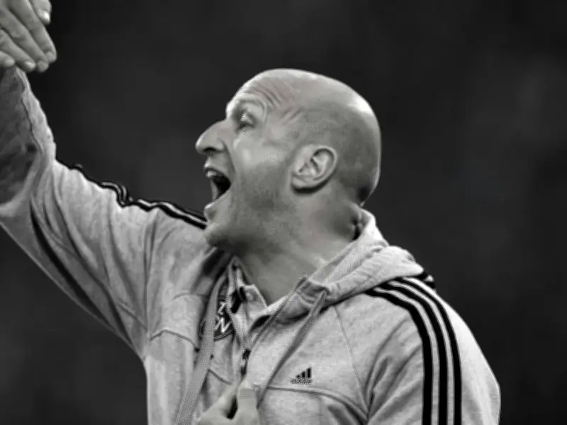 Trauer im Fußball: Ehemaliger Bundesliga-Profi Roger Prinzen verstirbt mit 57 Jahren