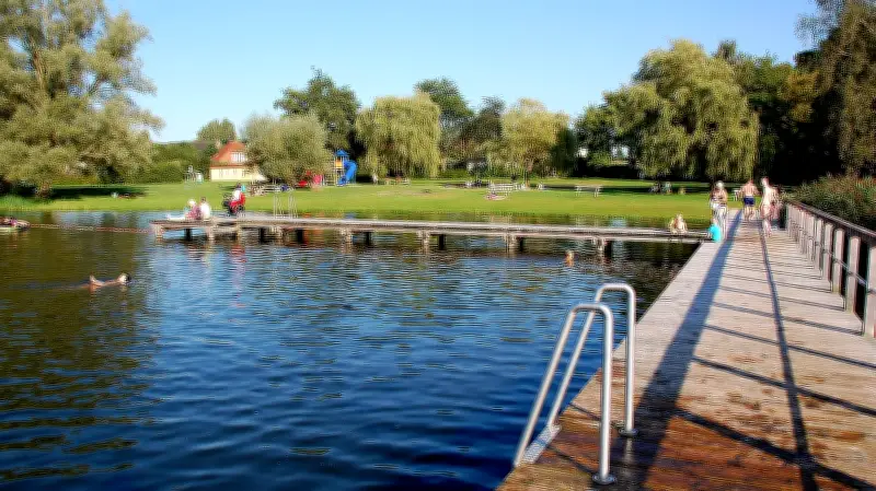 Traumjob am Barniner See: Gemeinde sucht Kiosk-Pächter für idyllische Saison