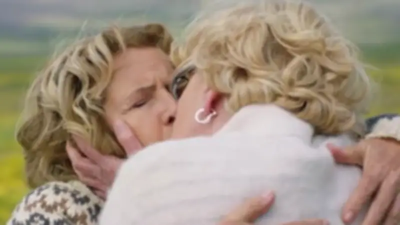 Traumschiff-Special: Michaela May und Saskia Vester über späte Liebe und historischen Kuss