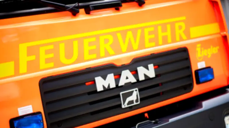 Trennschleifer-Arbeit endet in Inferno: Funkenflug zerstört Autohalle in Bad Kreuznach