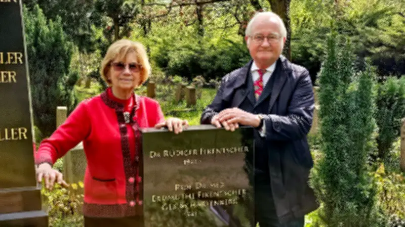 Trotz Grabstein: Hallenser Paar lebt und plant voraus