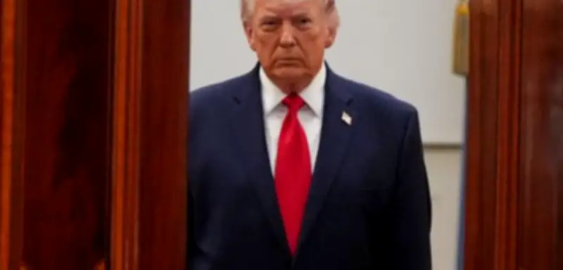 Trump droht Iran mit Angriffen auf Kraftwerke und Brücken – Ultimatum für Straße von Hormus