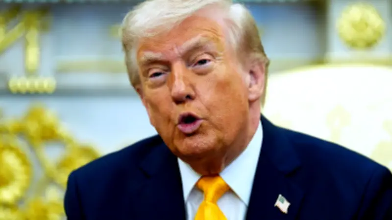 Trump droht Iran mit Angriffen: „Ihr verrückten Mistkerle, öffnet die Straße von Hormus!“