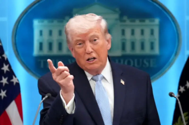 Trump droht Iran mit Zerstörung von Brücken und Kraftwerken bei Ultimatum