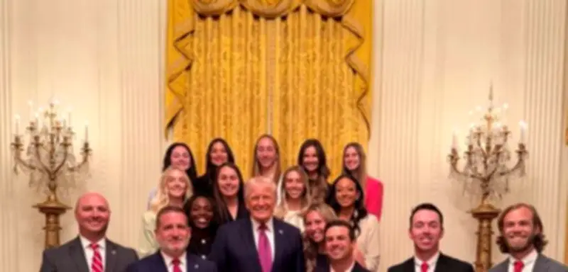 Trump feiert Tennisteam – Männer stehen im Vordergrund