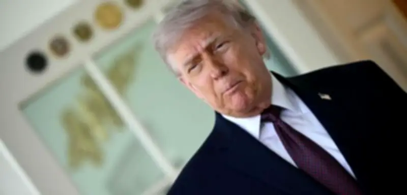 Trump postet erneut umstrittenes KI-Bild mit Jesus – Kritik an Bibeltreuen