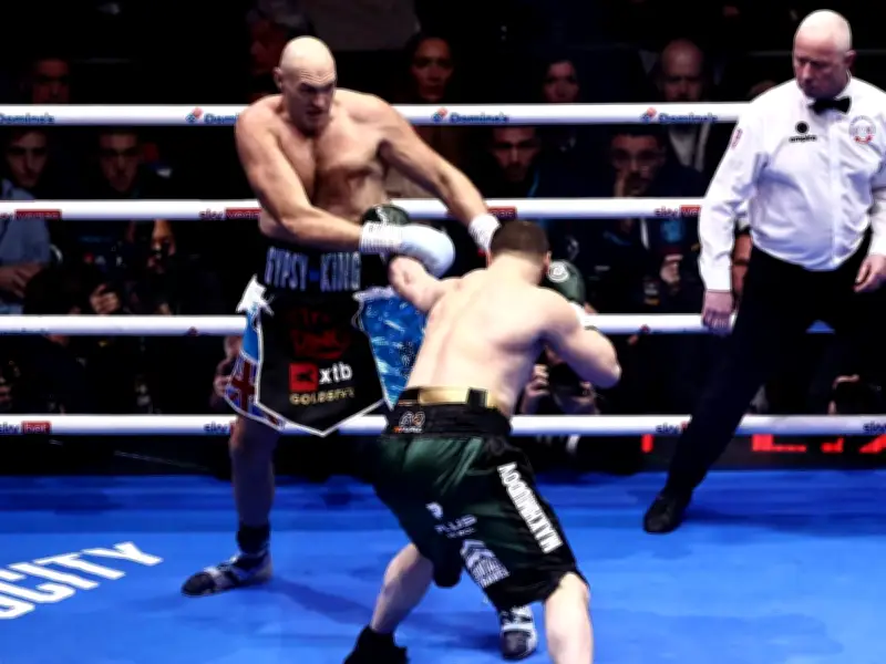 Tyson Fury feiert erfolgreiches Comeback nach 476 Tagen und fordert Anthony Joshua heraus