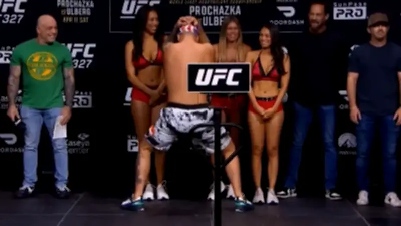 UFC-Kämpfer Josh Hokit sorgt für Verwirrung mit peinlicher Tanzeinlage und seltsamem Spruch