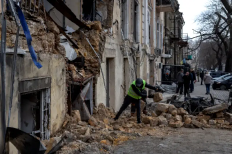 Ukraine-Krieg: Tote und Verletzte vor Osterwaffenruhe trotz Drohnenangriffen