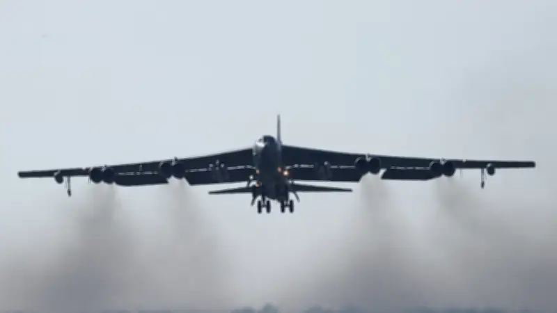 Ultimatum an Iran läuft ab: Mit diesen Waffen könnte Trump um 2 Uhr zuschlagen