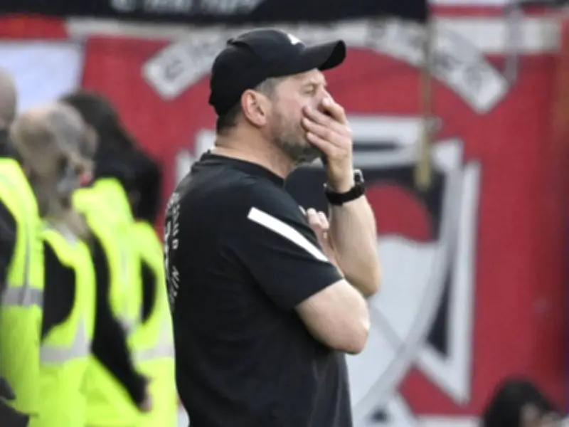 Union Berlin feuert Baumgart: Eta übernimmt als Interimstrainerin