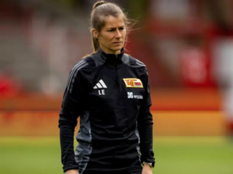 Union Berlin: Heldt schließt Verbleib von Eta als Cheftrainerin nicht aus