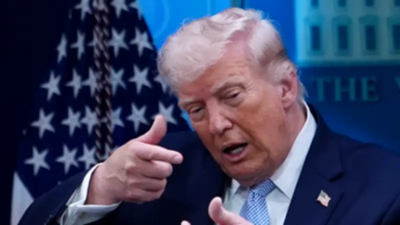 US-Medien bewerten Trumps Waffenstillstand: Zwischen Erfolg und Chaos