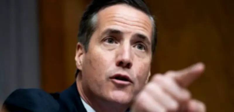 US-Senator fordert totales Importverbot für chinesische Autos und appelliert an EU