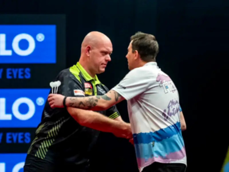 Van Gerwen reißt nach Sieg über Unterbuchner deutliche Worte: „Er versucht lustig zu sein“
