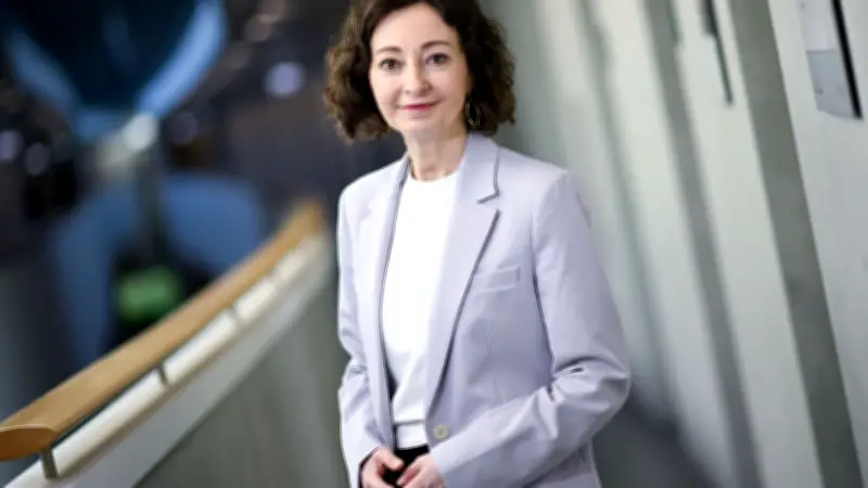 Verbraucherzentrale bewertet neue Spritpreisregel: Einmalige Erhöhung um 12 Uhr bringt kaum Entlastung