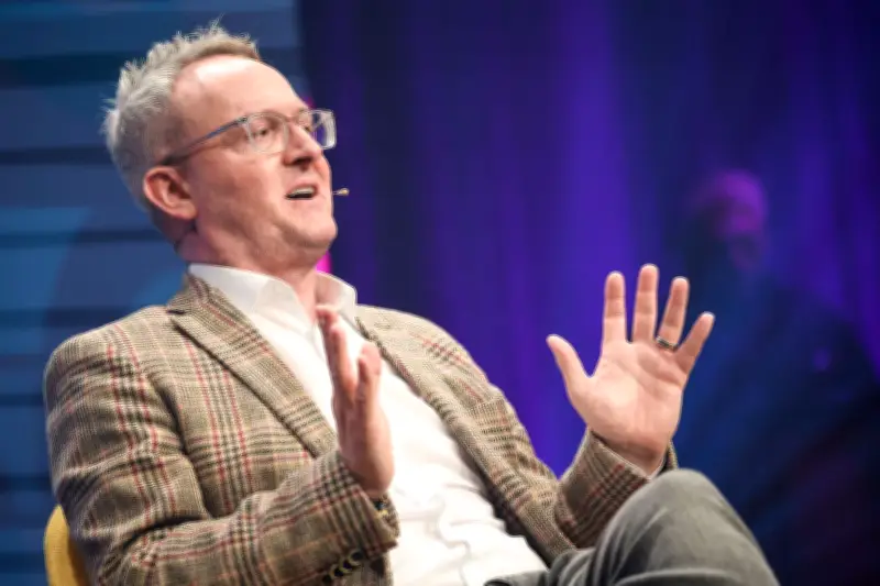 VfB Stuttgart: Wehrle zeigt sich gelassen bei Undav-Verhandlungen und Hoeneß-Zukunft