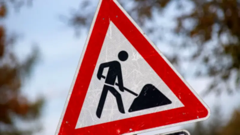 Vollsperrung der L282: Sieben Kilometer Straßensanierung zwischen Seenplatte und Vorpommern