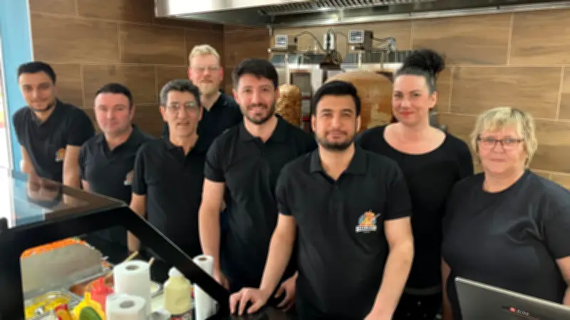 Vom Autohaus zum Döner-Imbiss: Esra-Grill eröffnet in Malchins ehemaliger Opel-Niederlassung