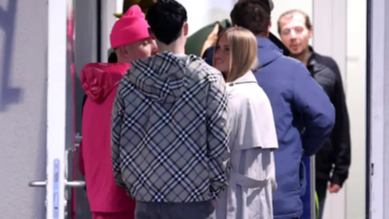 Vor dem Real-Kracher: Bayern-Juwel Lennart Karl zeigt erstmals seine Freundin Zoe