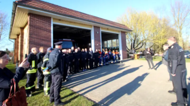 Walkendorf nutzt Musterhaus-Programm für Feuerwehr-Umzug nach Walkendorf