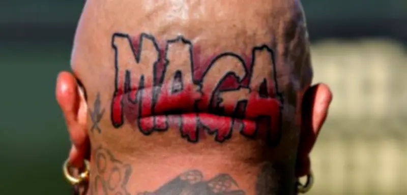 Warum Trump-Anhänger trotz Kriege und Lügen loyal bleiben: Ein psychologisches Phänomen