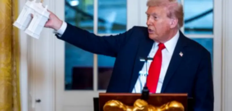 Washington plant 76-Meter-Triumphbogen: Trumps »Arc de Trump« mit goldenem Adler