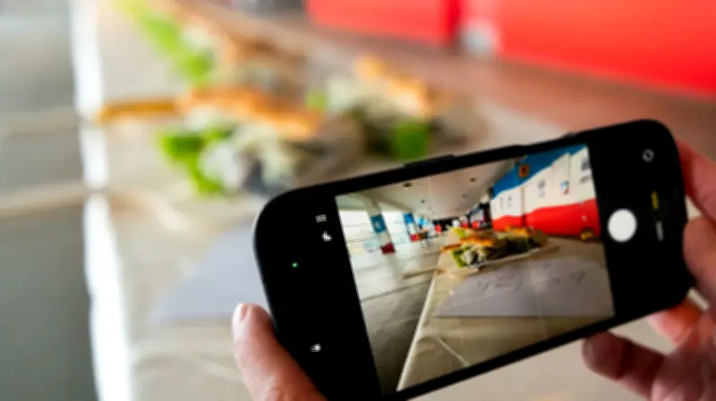 Weltrekord im Ostseestadion: Längstes Fischbrötchen vor Hansa-Spiel