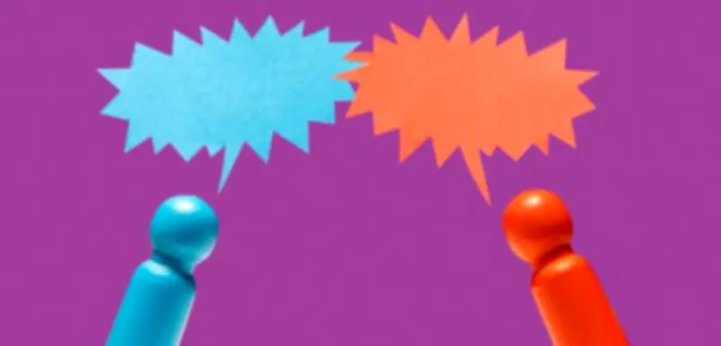 Wie man heikle Themen in Familie und Freundeskreis konstruktiv bespricht