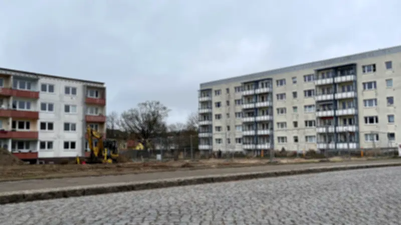 Woldegk plant Abriss von DDR-Wohnblöcken und neue Nutzung der Fröhlcke Mühle