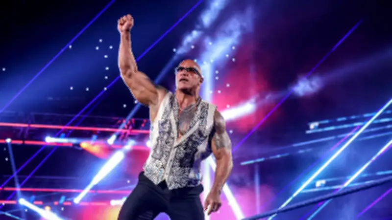 WWE vor WrestleMania: Pat McAfee kündigt massive Überraschung an - Kommt jetzt The Rock?