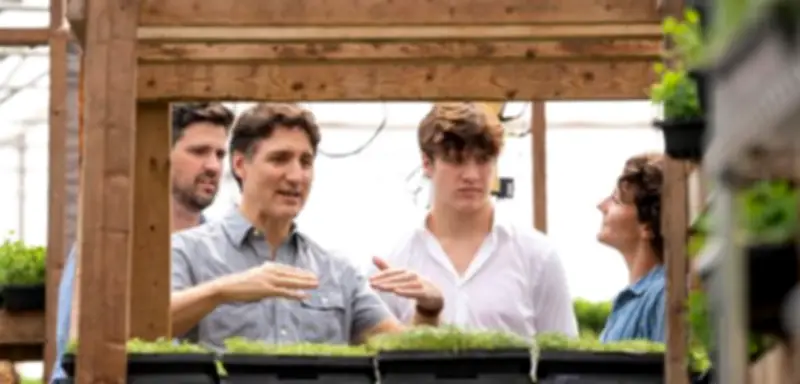 Xavier Trudeau: Popmusiker Xav erhält musikalische Tipps von Katy Perry