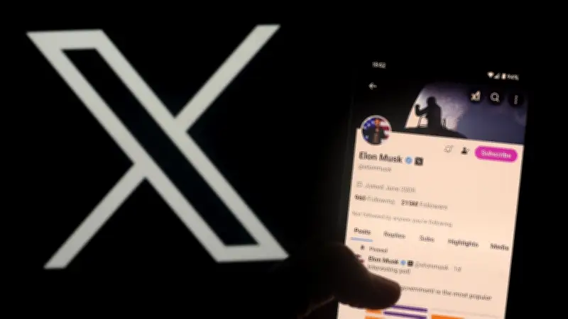 XChat von Elon Musk: Kann die neue Messenger-App WhatsApp gefährlich werden?