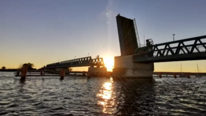 Zecheriner Brücke startet Sommerbetrieb mit fünf täglichen Öffnungen