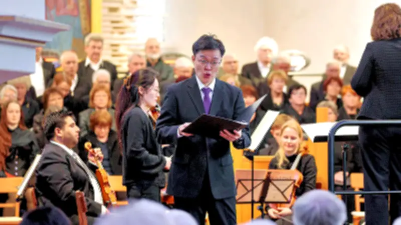 Zeitzer Orgelwoche begeistert mit Konzerten und Kaffeetafel in der Michaeliskirche